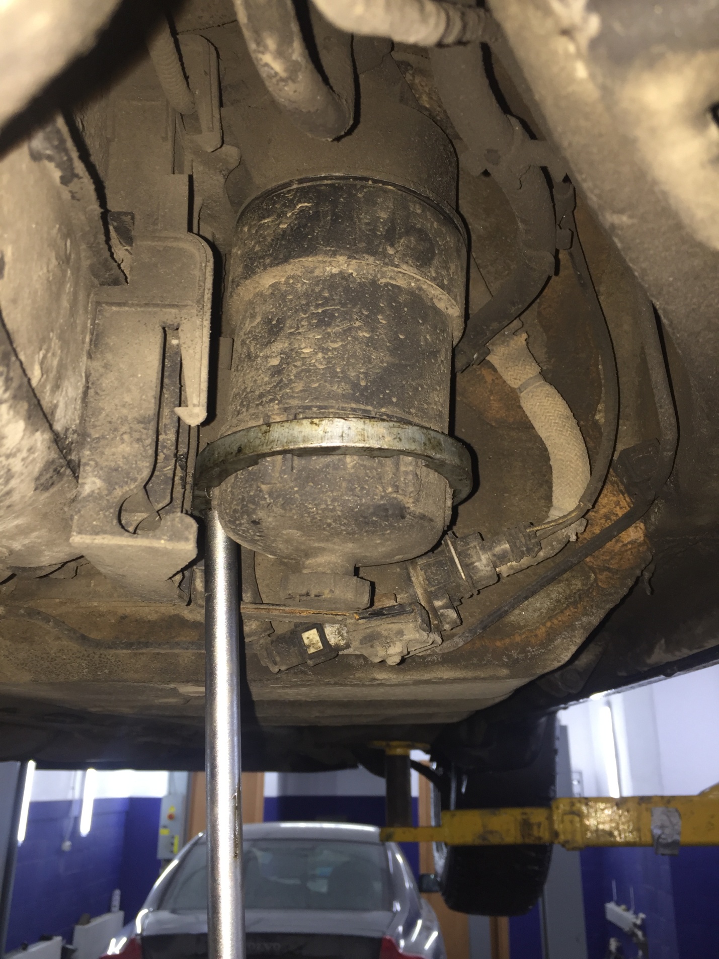 топливный фильтр замена на Вольво